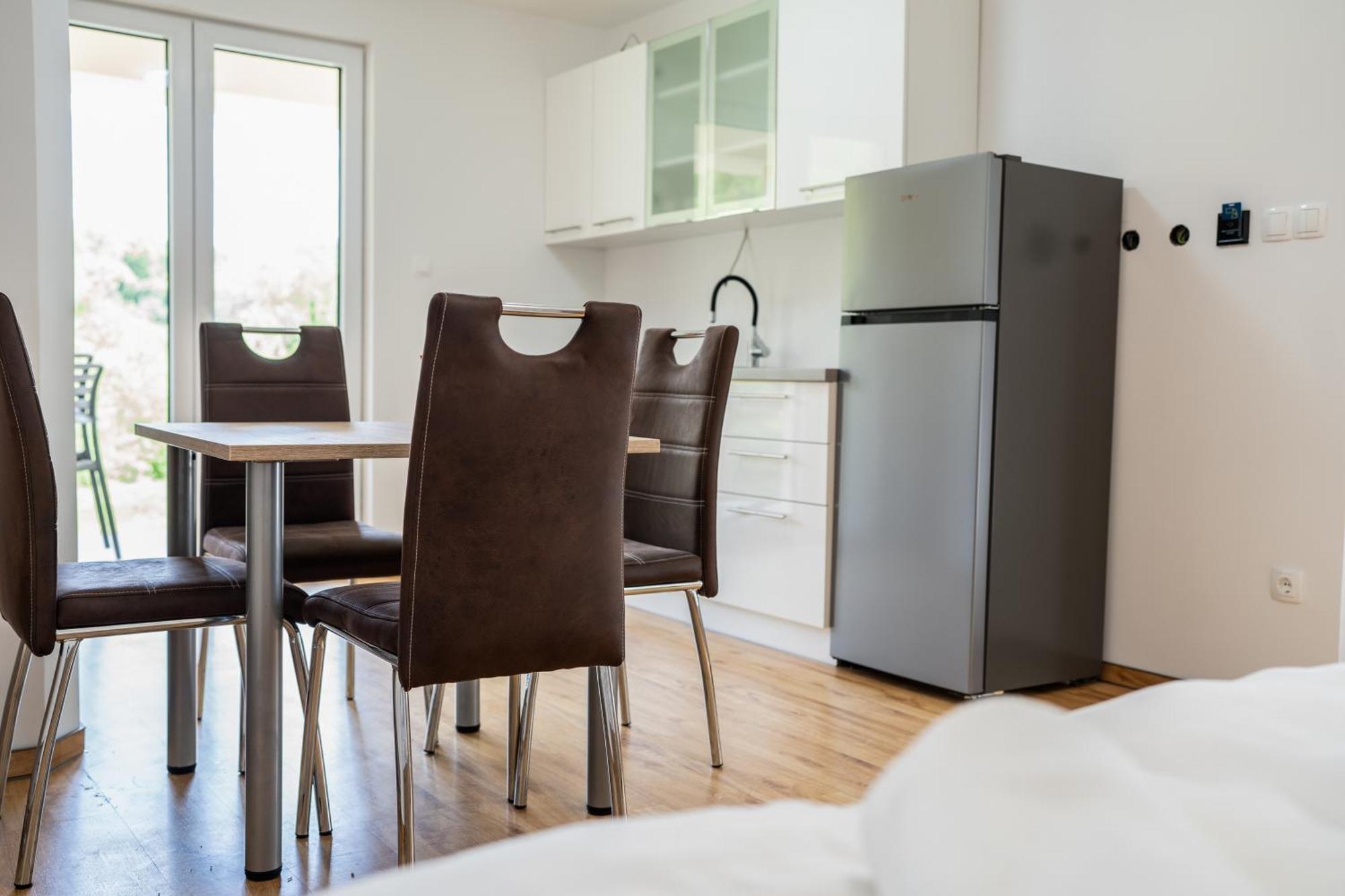 Ribnik Stari Trg Apartamento Lesicno Quarto foto