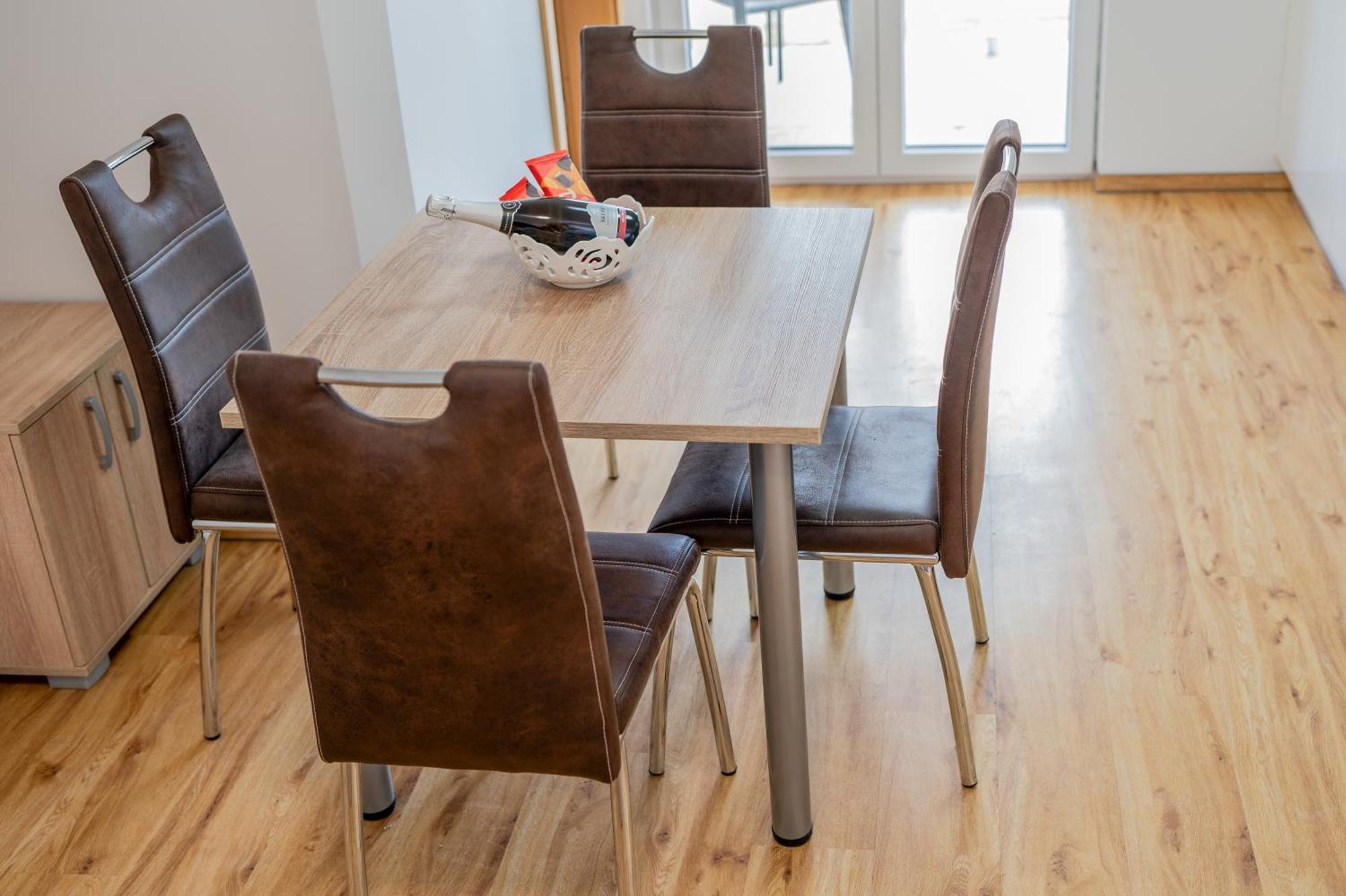 Ribnik Stari Trg Apartamento Lesicno Quarto foto